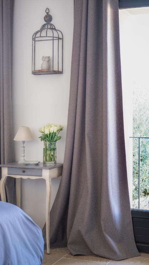 L'Ostal - Bed & Breakfast - Chambres Et Suites De 25 A 40M2 - Spa Saint-Hilaire-dʼOzilhan Exterior foto