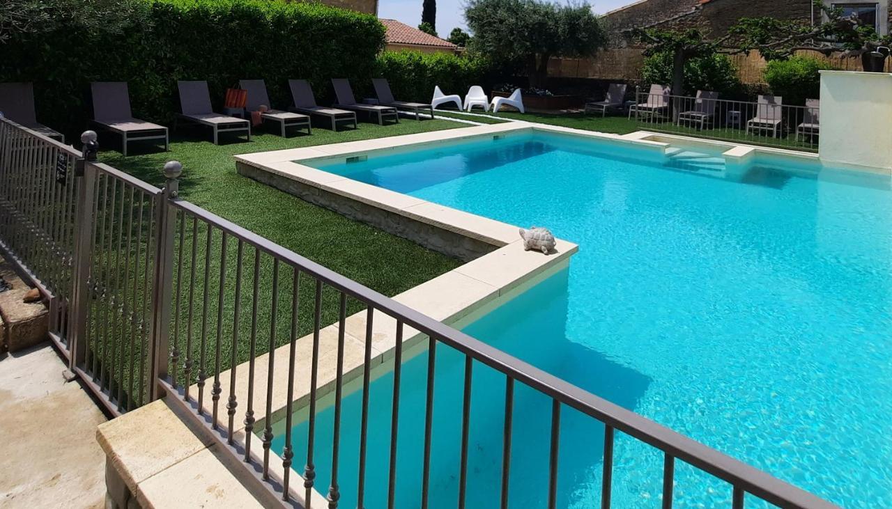 L'Ostal - Bed & Breakfast - Chambres Et Suites De 25 A 40M2 - Spa Saint-Hilaire-dʼOzilhan Exterior foto